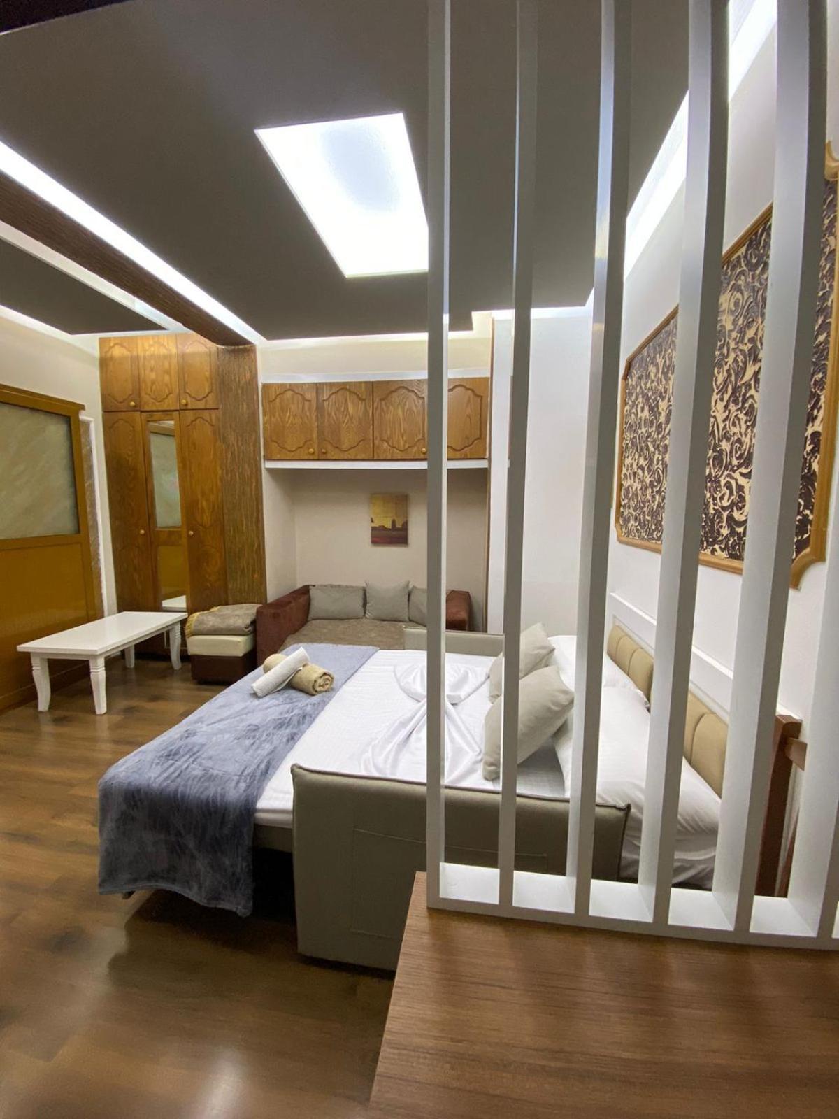 Vila Katalea Gjirokastër Exteriör bild