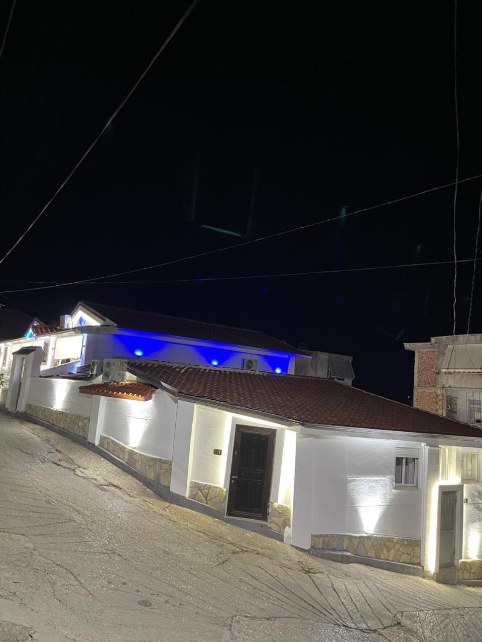 Vila Katalea Gjirokastër Exteriör bild