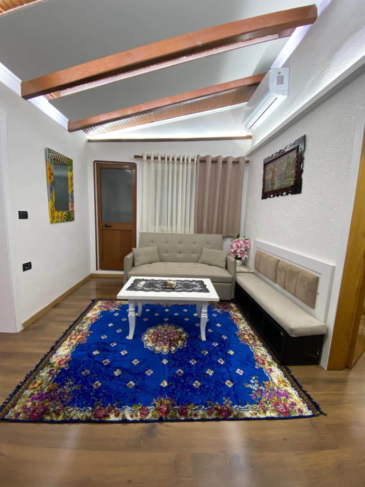 Vila Katalea Gjirokastër Exteriör bild