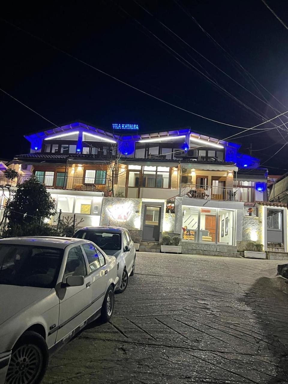 Vila Katalea Gjirokastër Exteriör bild